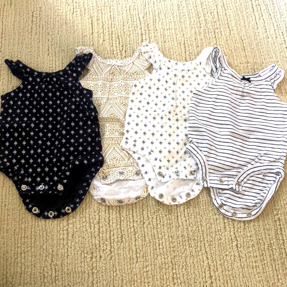 Lot of 4 NB sleeveless onesies